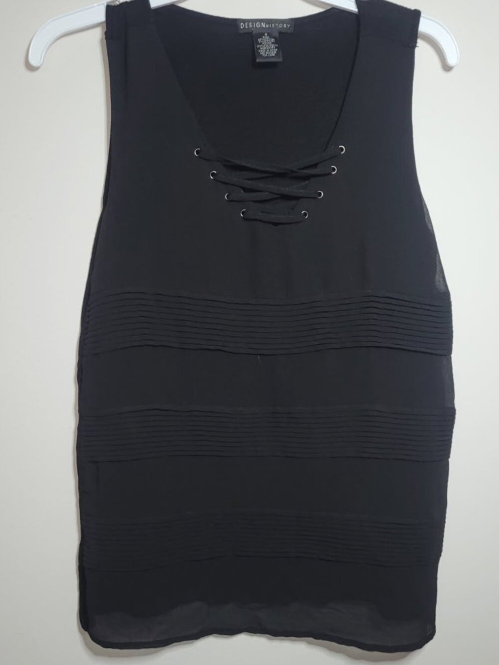 Design History Small Black Tanktop